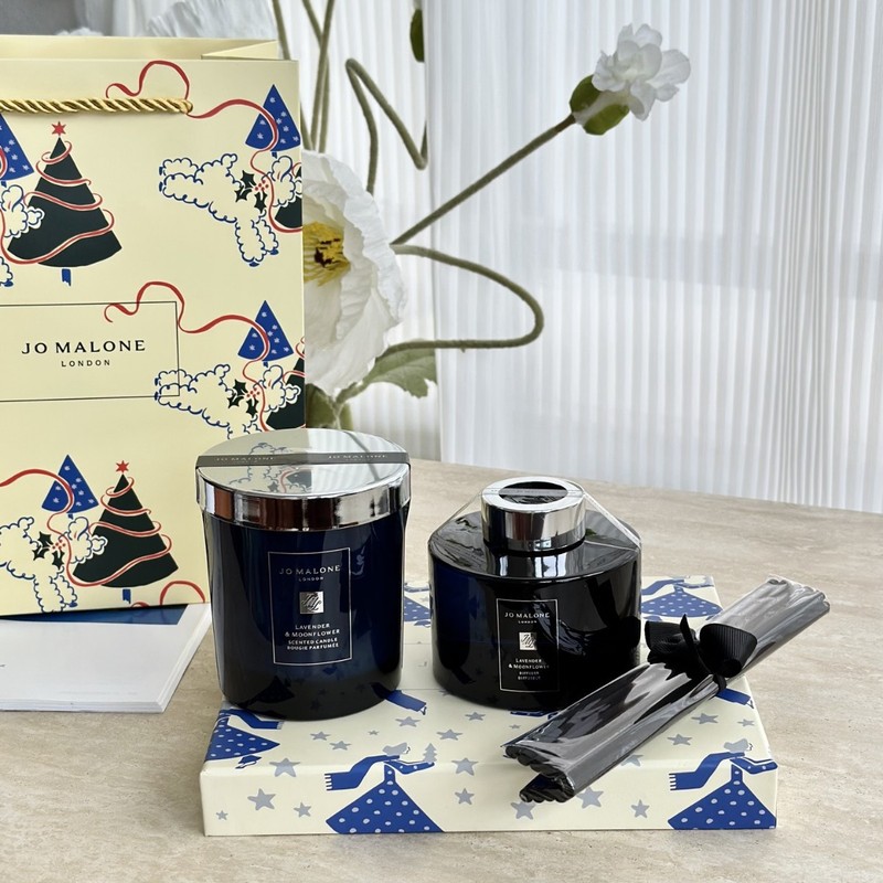 平替品香薰蜡烛英国梨蓝风铃烛台家用室内持久香氛小众生日伴手礼|undefined