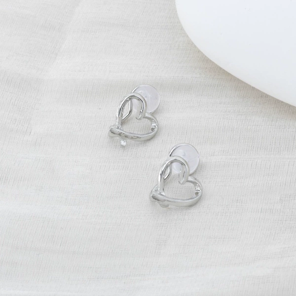 112# Silver Love Heart-Ear Clip [No Ear Cushion]