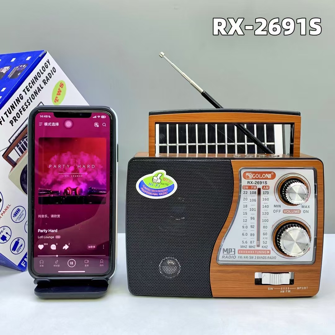 Comercio exterior inalámbrico altavoz bluetooth radio portátil multifuncional FM de tres segmentos tarjeta de enchufe al aire libre sonido solar