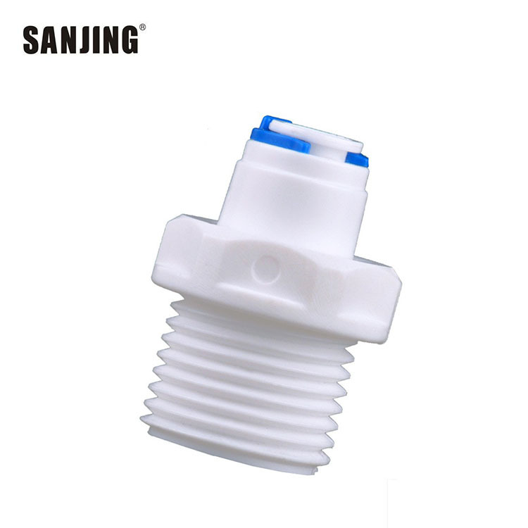 Comercio al por mayor 1046 conector purificador de agua dientes de tres puntos a su vez dos-en-uno recto a través de conector de enchufe rápido POM engrosamiento