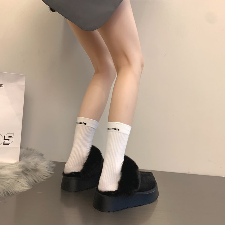 Retro stiliaus kailinės šlepetės moterims, avinčioms naujus, storapadžius sniego batus su integruotu kailiu, nosimi ir plokščia koja, medvilninius pusbačius._voghion.com