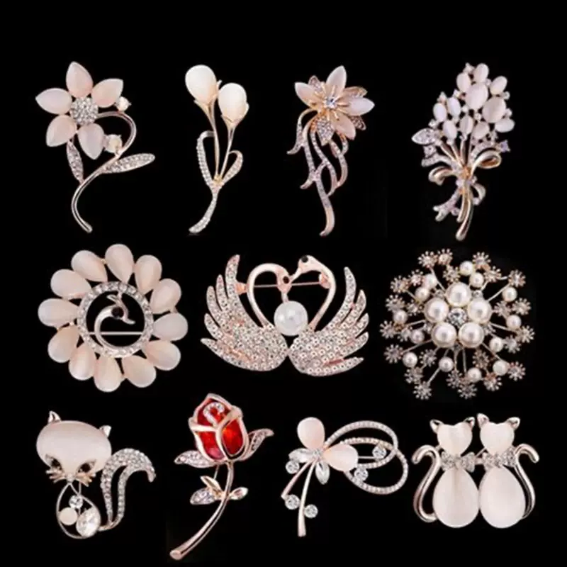 胸针女日韩新款水晶别针水钻胸花固定衣服防走光猫眼扣流苏轻奢