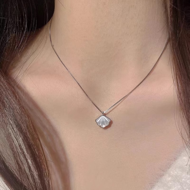 Pendant Necklace Classification 925 sterling silver Chain Material 925 Sterling Silver Plating Shell Pendant Necklace