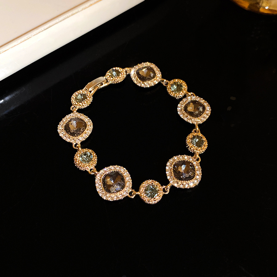 Medieval vintage diamantes geométricos pulsera de fijación pulsera de moda retro versátil pulsera ligera lujo de alta sensación joyas de mano mujeres image 9