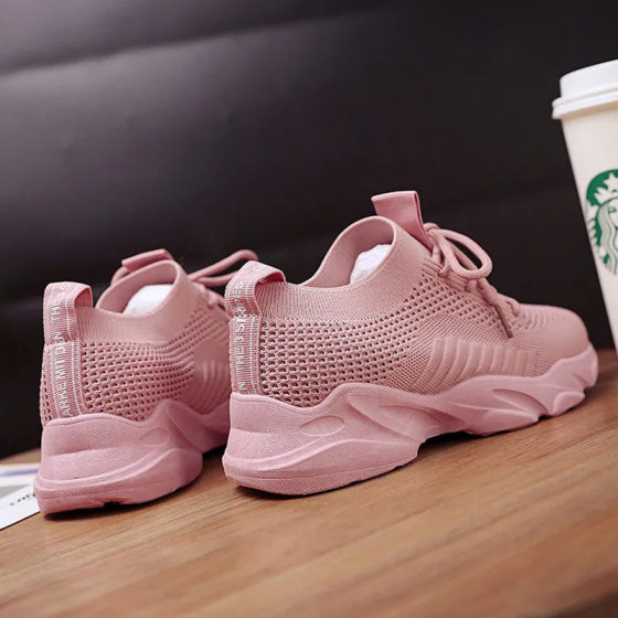New sneaker Women's 2025 Summer Flying Mesh Comfortable Breathable Women's Shoes Lightweight Non-slip Soft Sole Shoes