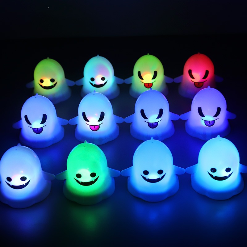 Decoración de Halloween luces fantasmas emoticones demoníacas electrónicas LED vela lámpara de campo diseño de props pequeña luz de calabaza nocturna