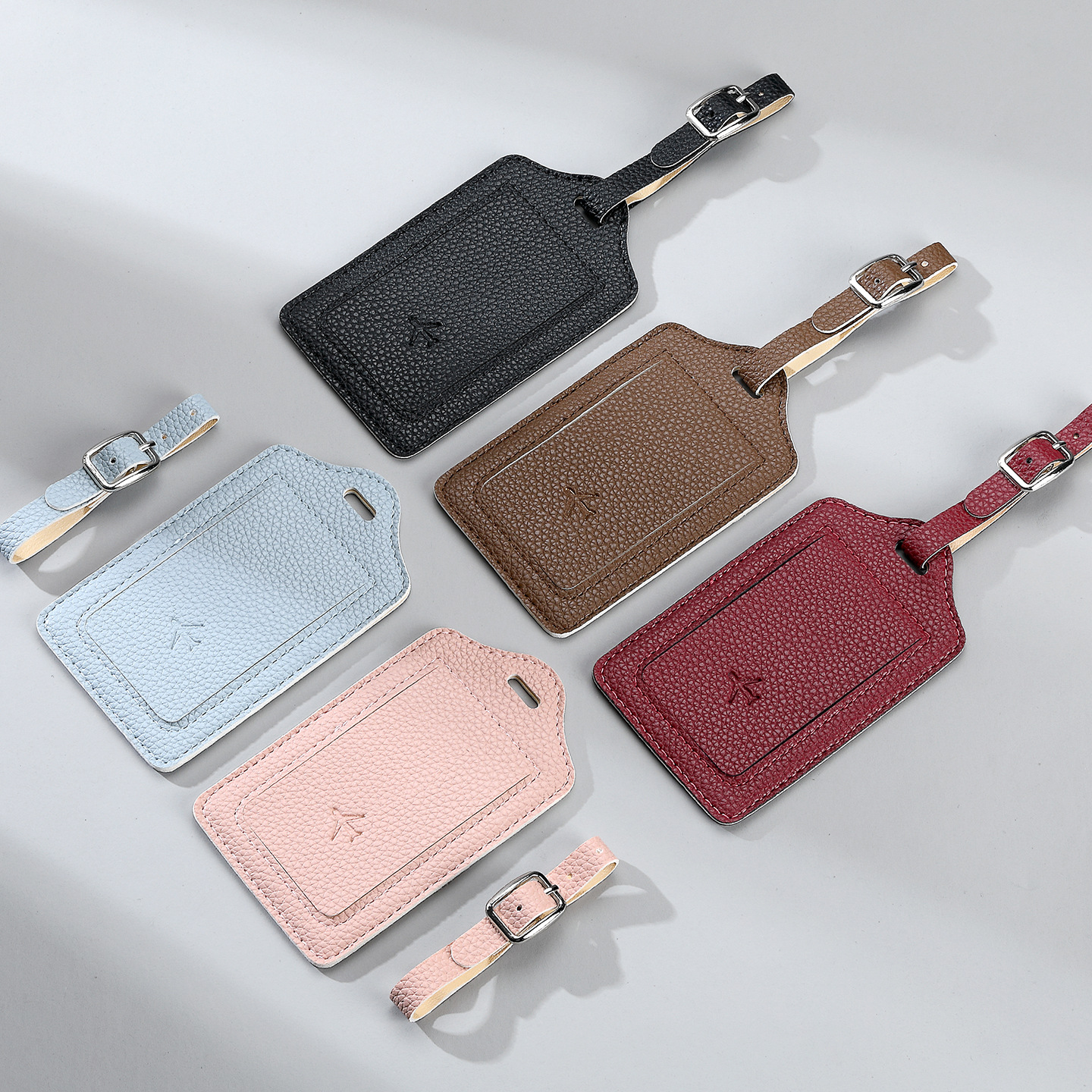 Nueva moda personalidad pasaporte bolsas de boletos de avión pu cubierta de pasaporte de cuero correa de viaje pasaporte cubierta de equipaje