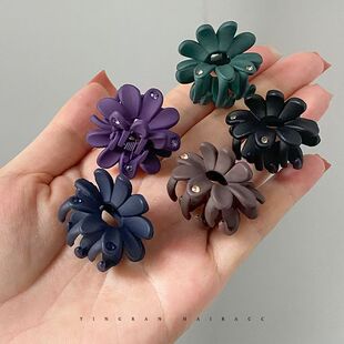 �r�л���Сץ�AŮ���X�׹����^ˮ荰l�A�����l�A���~�A���^l��