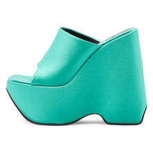 2022新款高跟坡跟绸缎羊皮内里拖鞋时装外贸速卖通亚马逊大码凉鞋