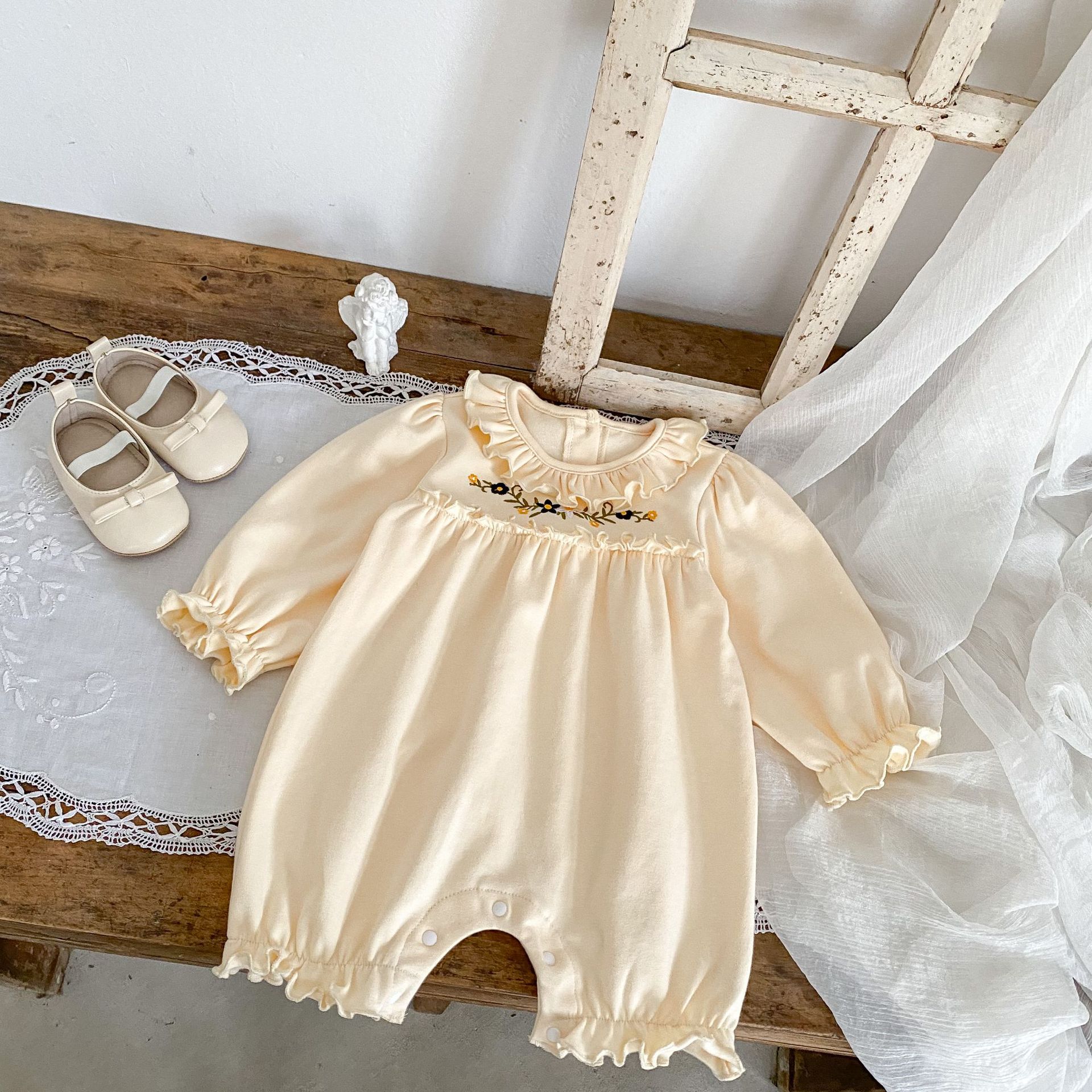 2024 Autumn New Baby and Girl Clothing Embroidered Small Lotus Leaf Collar Long Sleeve Loose Short Crawler jumpsuit_voghion.com