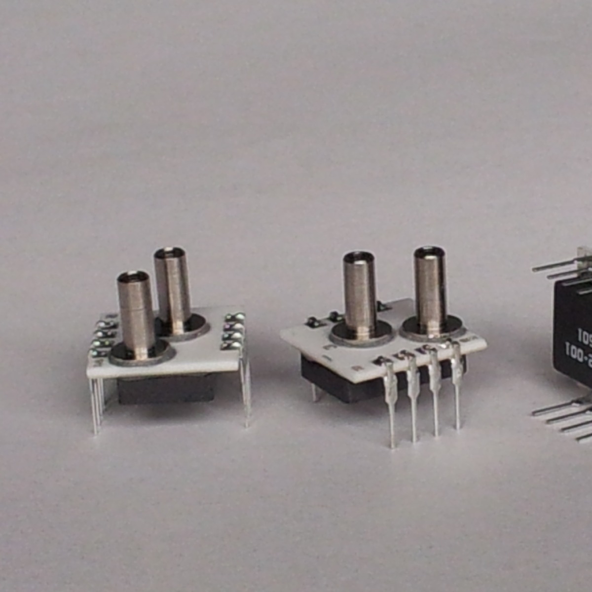 SM5652/5651-003D-3S   10V 供电