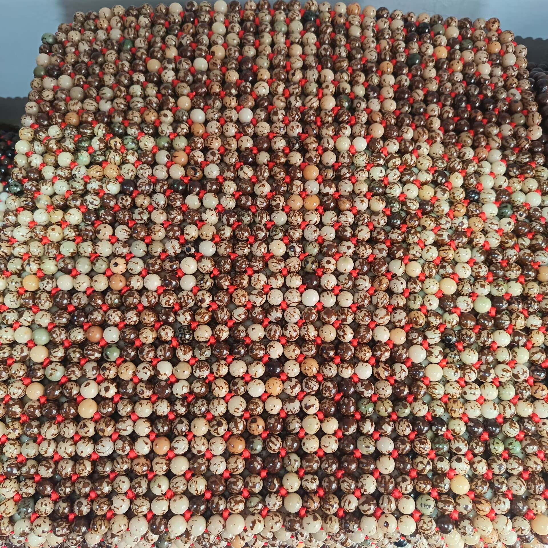 Car Seat Cushion, Qìchē Seat cushion, seat cover - flower-bead-square-pad