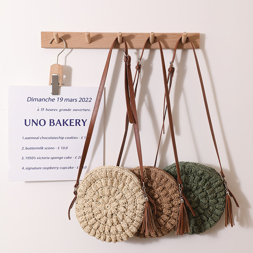Round Crossbody Straw Bag Handmade Woven Bag Summer Mobile Phone Coin Key Bag Beach Holiday Beach Bag