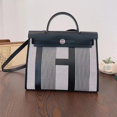 Herbagキャリーバッグ31cm防水キャンバスステッチ本革女性カバン斜め掛けバック可能シングルショルダー斜め掛けハンドバッグ