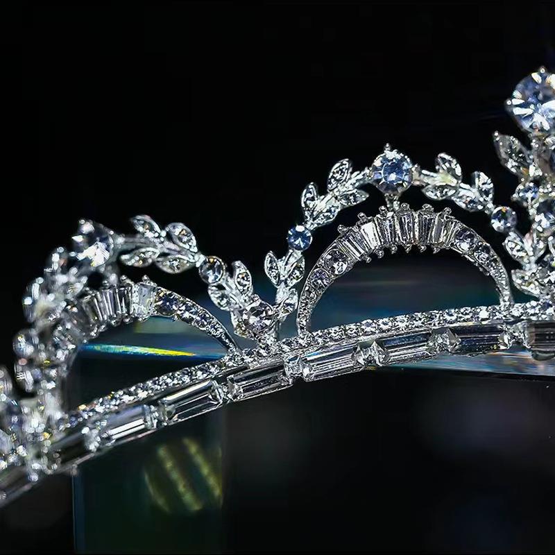 Simple Style Crown Alloy Inlay Rhinestones Crown display picture 3