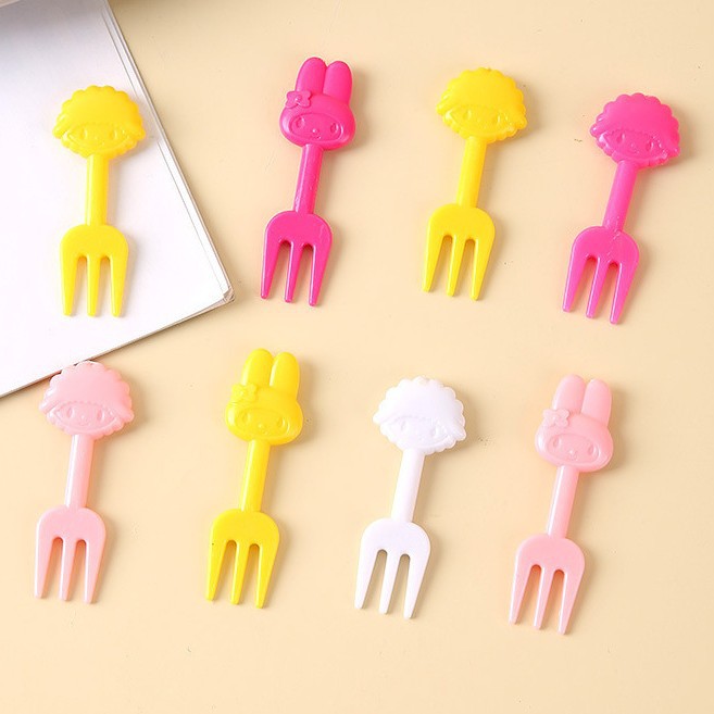 Uso doméstico Cartoon Tenedores para fruta para niños Creativo Animales para niños Set de palillos de plástico para fruta Palillos para fiambrera