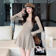 ����ɫ������ᘿ��B��ȹŮ���ļ�����ǧ����ȴ�a��ë������ȹ