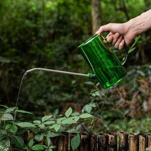 Stainless steel long-mouthed watering kettle, good-looking household plastic watering kettle, potted plant watering, gardening tools factory