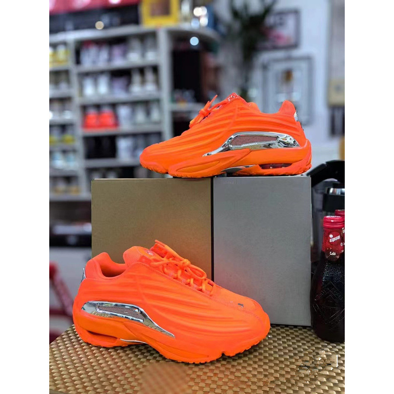 노크타 X 오렌지