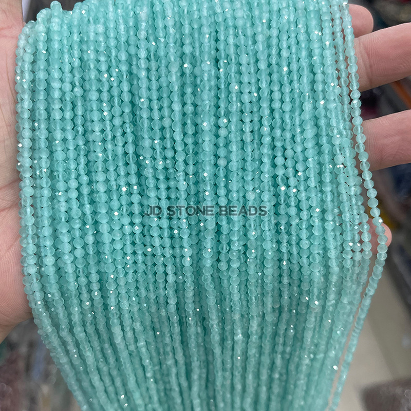 Light Lake Blue Cat Eye Stone