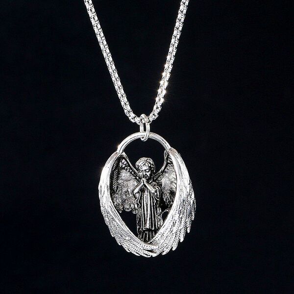 fashionable necklace