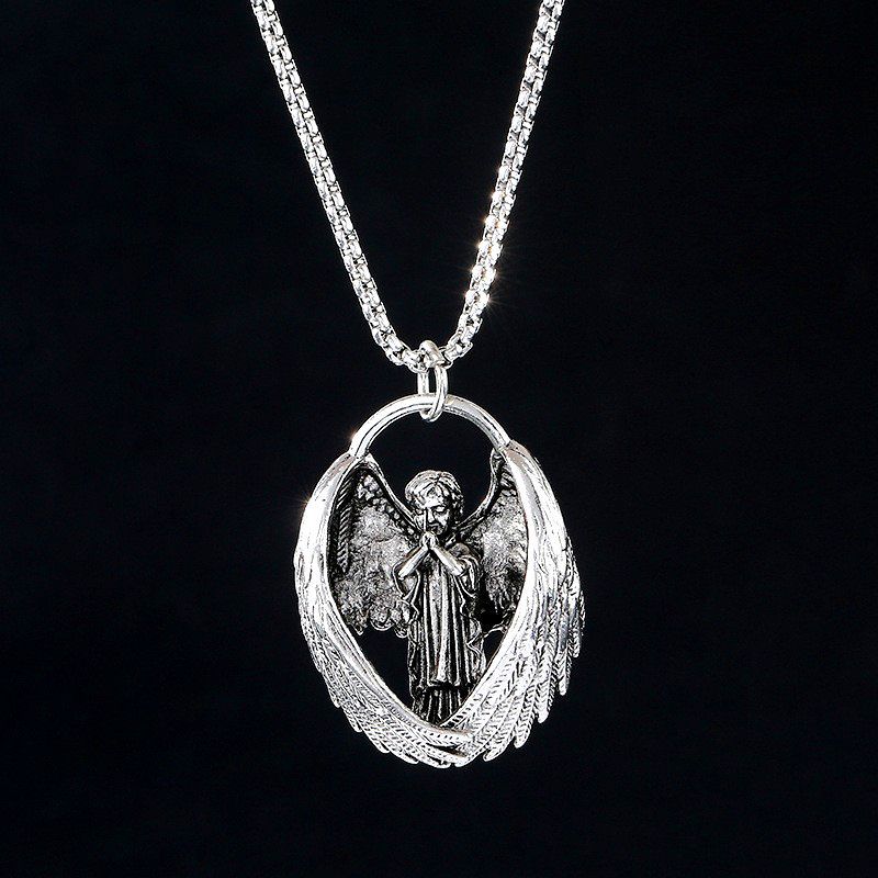 fashionable necklace