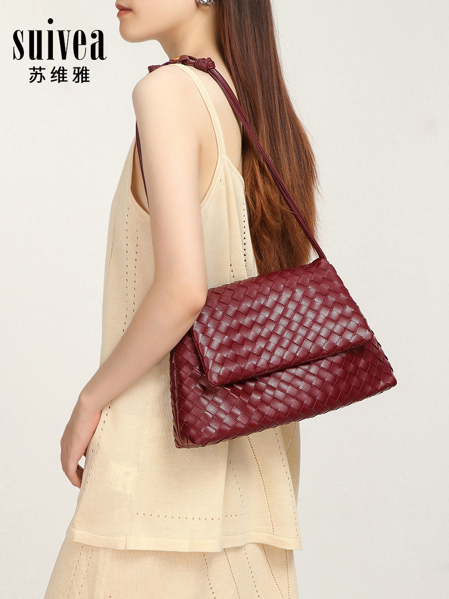 Retro woven fashionable shoulder bag, French vintage style