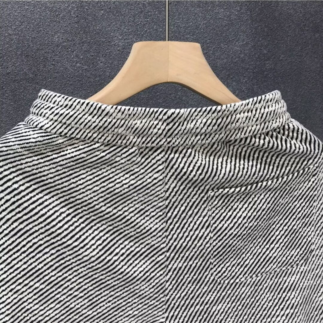 Verano delgado estilo americano retro sensación de diseño simple pantalones cortos a rayas nicho de hombre grande pantalones casuales sueltos