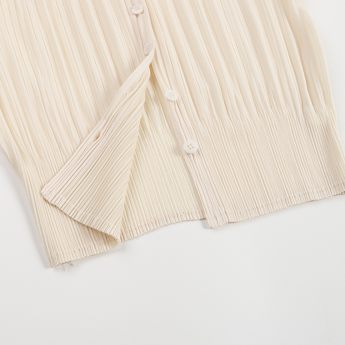 Áo len cardigan nữ V-neck tay dài xếp ly mỏng nhẹ xuân hè — màu đen chi tiết 16