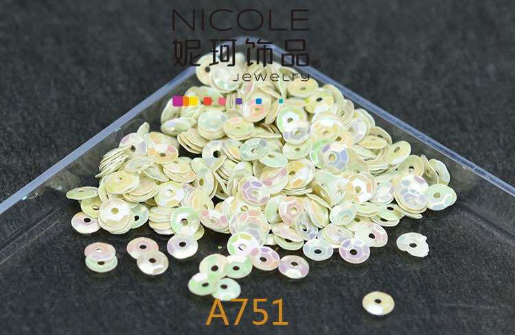 Austria importó lentejuelas 4mm cóncavo bordado francés Glitter Ropa Accesorios 10g Pack