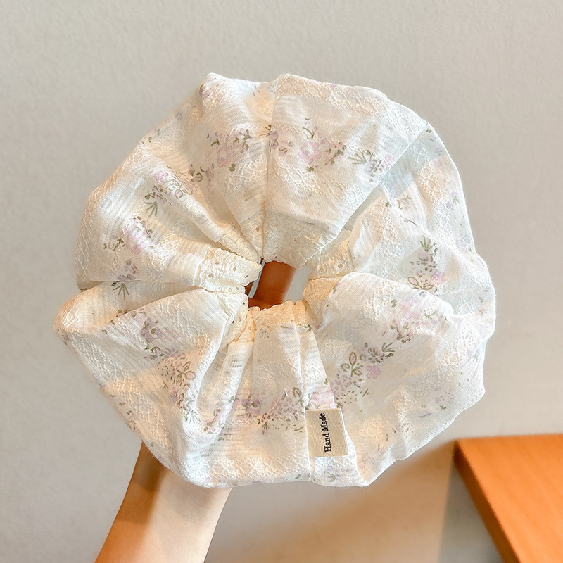 1 # flores moradas alrededor de 19cm