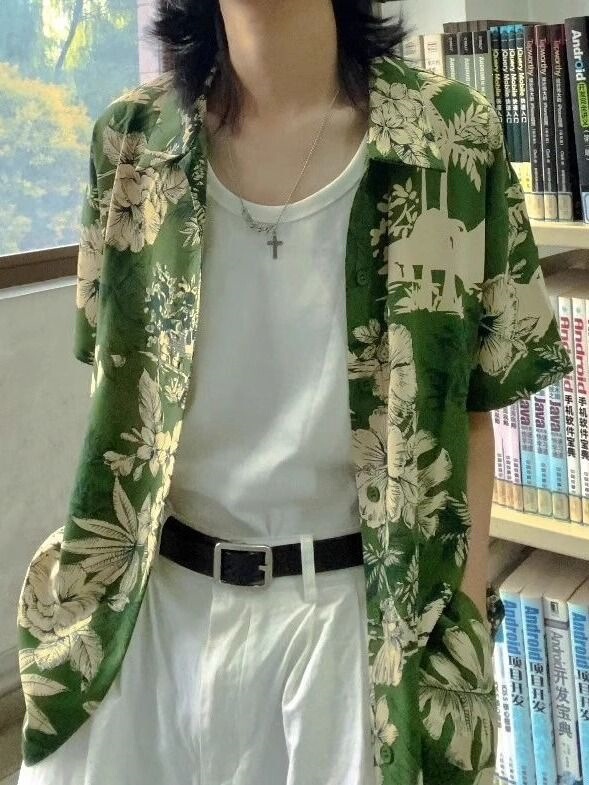Hong Kong Style Retro Hawaiian Green Women's Summer Thin Niche High-End Loose Versatile Short-Sleeve Floral Shirt Hong Kong Style Retro Hawaiian Green Women's Summer Thin Niche High-End Loose Versatile Short-Sleeve Floral Shirt