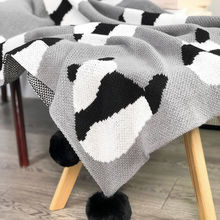 熊猫毯子古典毛毯家居空调毯办公室午睡毯四季毛球保暖沙发针织毯