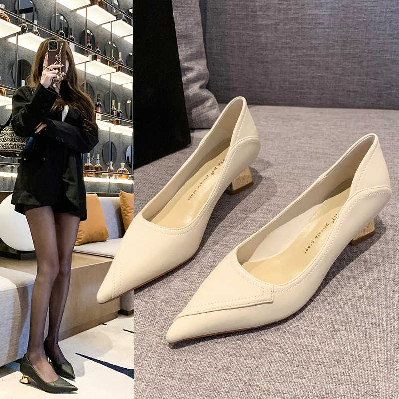 White shoes pointed-toe