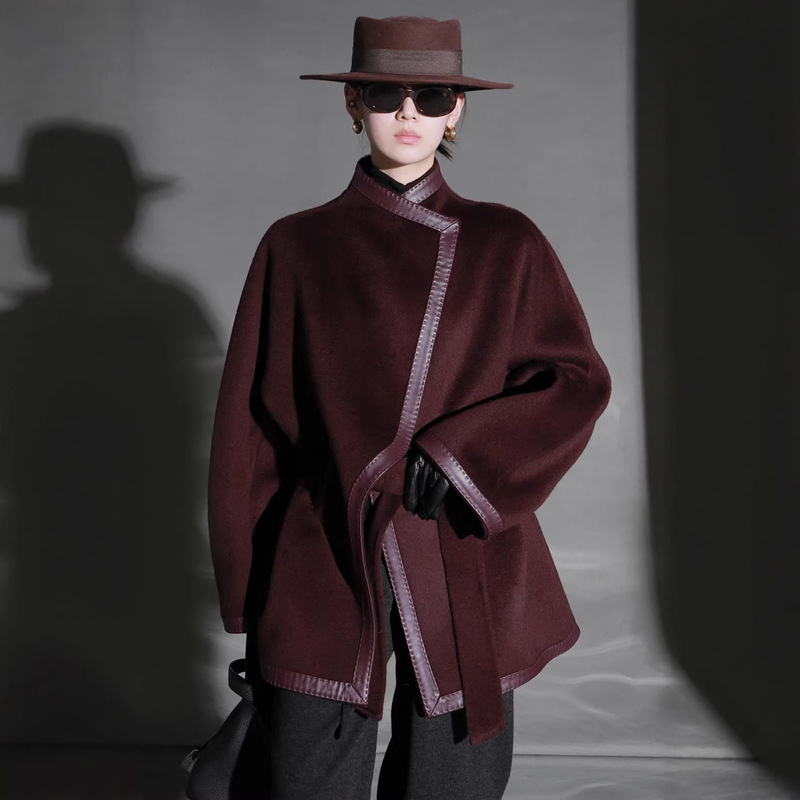 New Style Sheepskin Hand-Stitched Beaded Edge Design Lapel Warm Shawl Wool Coat for Women, Niche Cape Woolen Outerwear