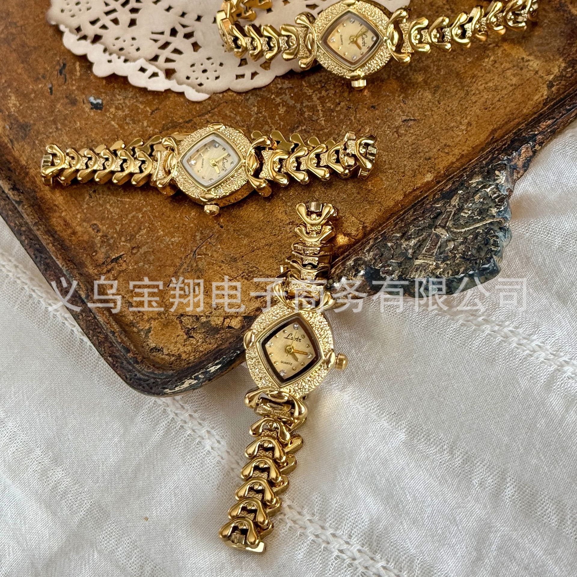 LSVTR factory direct foreign trade medieval bracelet watch small waterproof quartz watch diamond small dial watch women