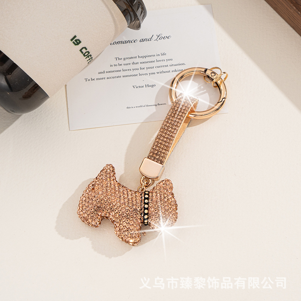 漫画のフルダイヤモンド子犬キーホルダー、ダイヤモンドがちりばめられた高価値のカップルモデル、ファッションペンダント、屋台の小物、インターネット有名人