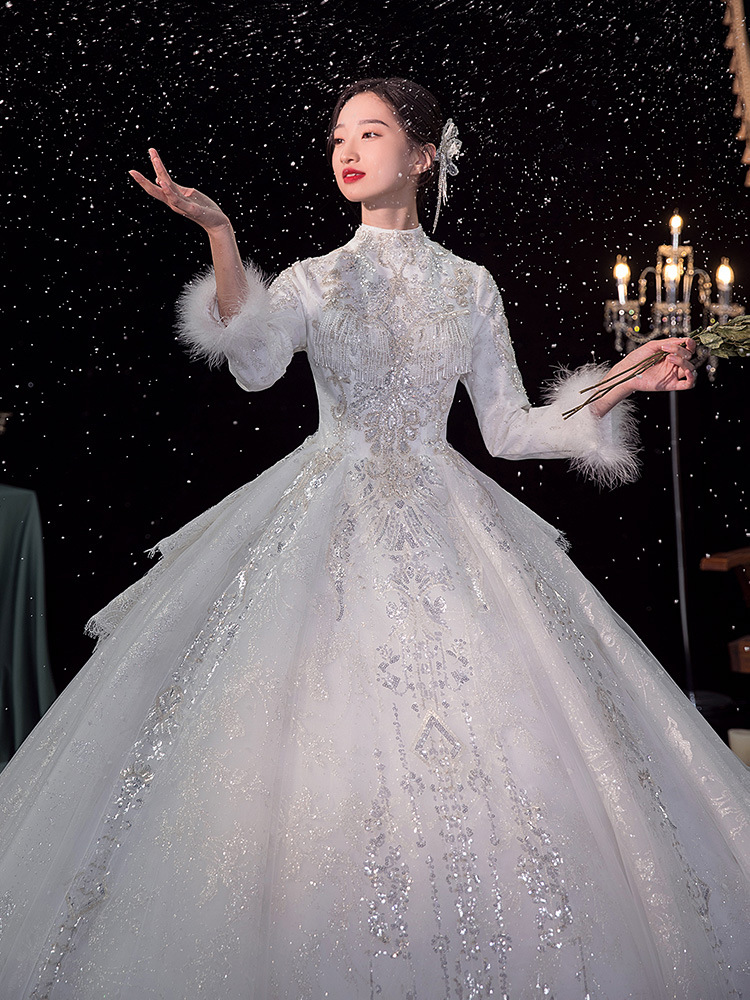 Retro demi-season warm white long-sleeve for bride