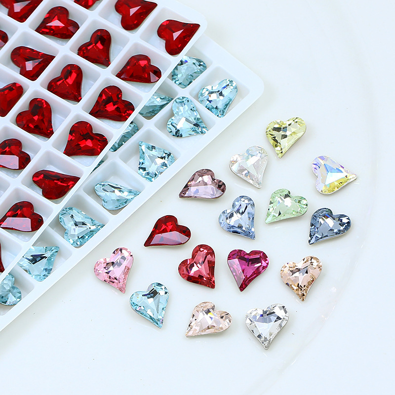 Dongzhou crystal nail accessories special-shaped diamond K9 crooked heart pointed bottom diamond nail decorations little red book New pile Diamond Dongzhou crystal nail accessories special-shaped diamond K9 crooked heart pointed bottom diamond nail decorations little red book New pile Diamond
