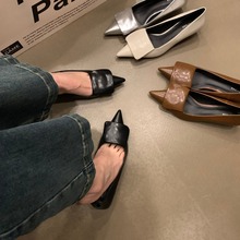 法式小猫跟单鞋女鞋子2024年新款高级感尖头气质简约黑色晚风船鞋