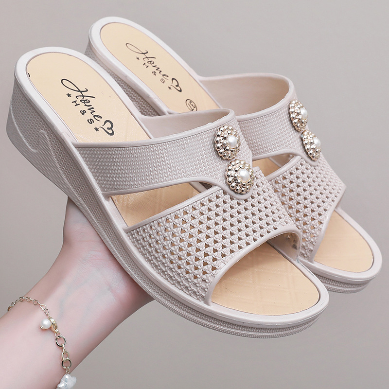 New Style Slippers for Women for Summer Outdoor Wear Indoor Home Use Non-Slip Soft Thick Sole Wedge High Heels Women's Sandals and Slippers for Beach