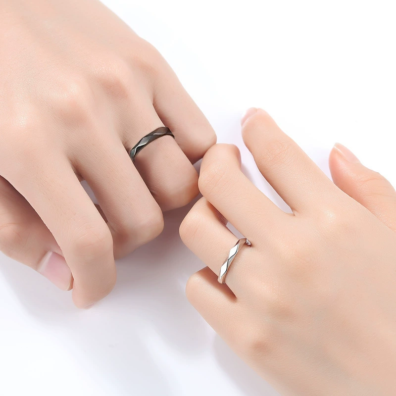 Ring for beloved for men and women, simple and elegant design, light luxury style