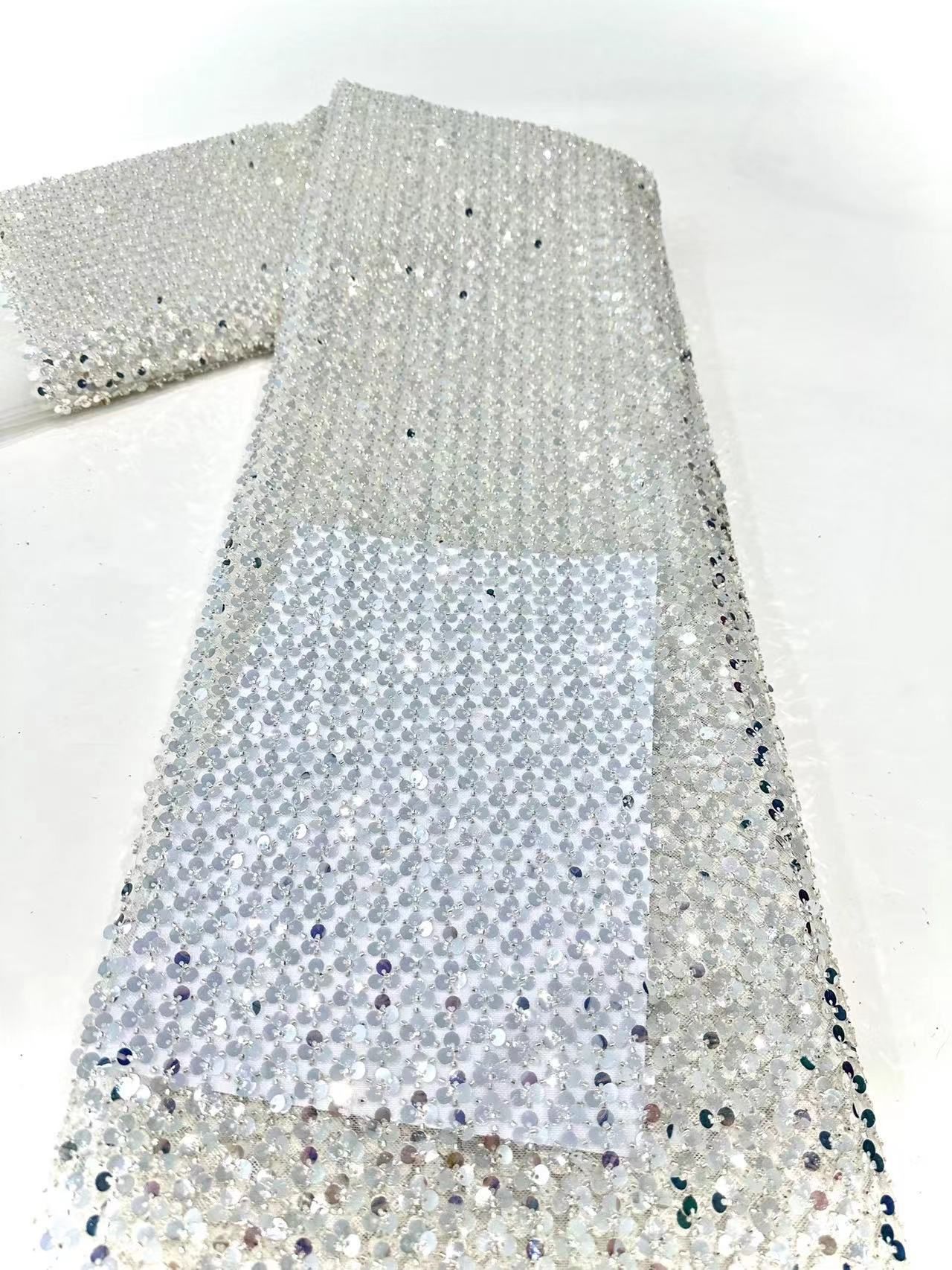 Fabricante spot multicolor industria pesada lentejuelas bordado perla bordado tejido floral vestido de novia vestido de moda vestido de tela