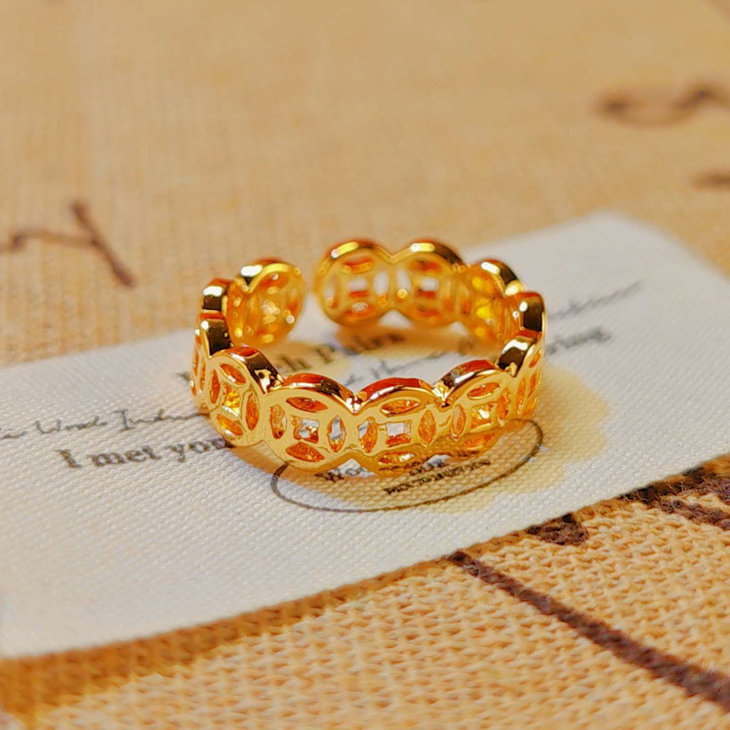 Anillo de moneda vintage chapado en oro para hombre y mujer_voghion.com