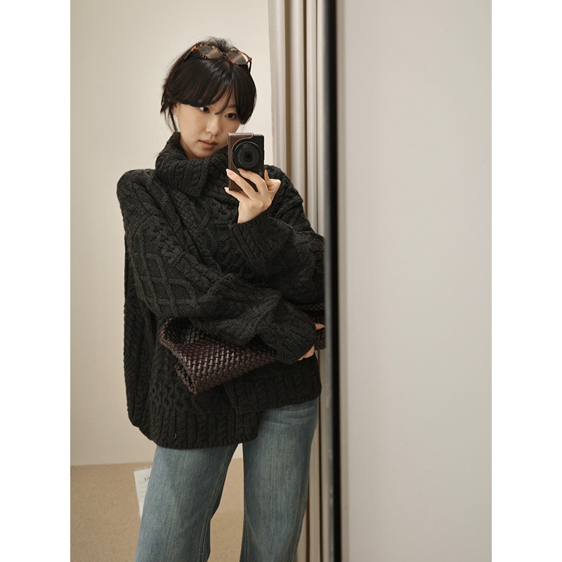Fox Room Lapel Twist-Knit Horn-Button Sweater Jacket 2026 Winter New Warm Wool Knitwear W4013