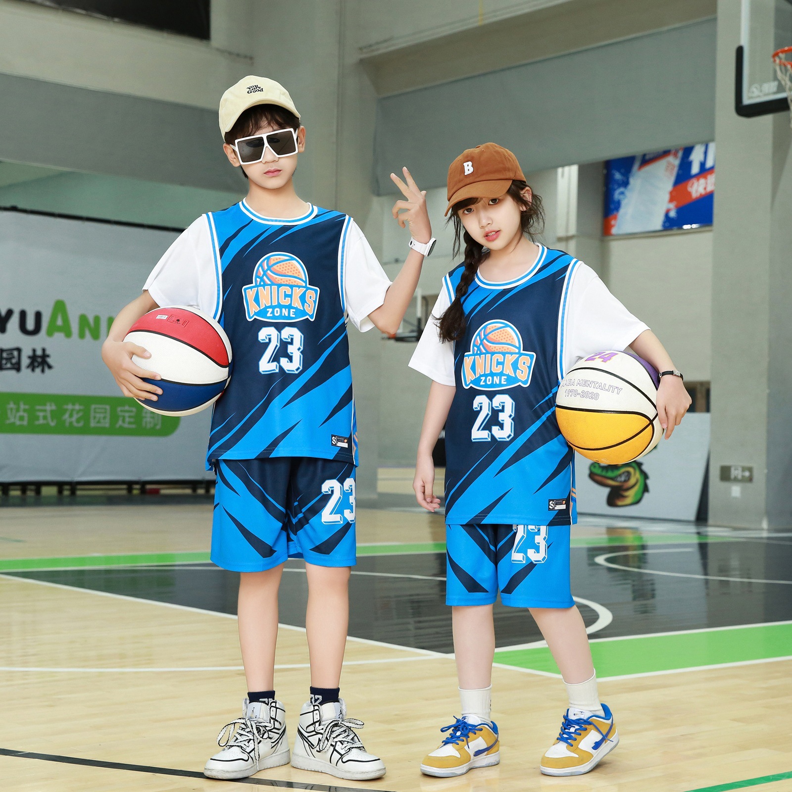 New Kidsren's Basketball Uniform Suit Summer Men's and Women's Fake Two-Piece No. 23 Jersey Short-Sleeved Training Performance Suit Wholesale Group Purchase
