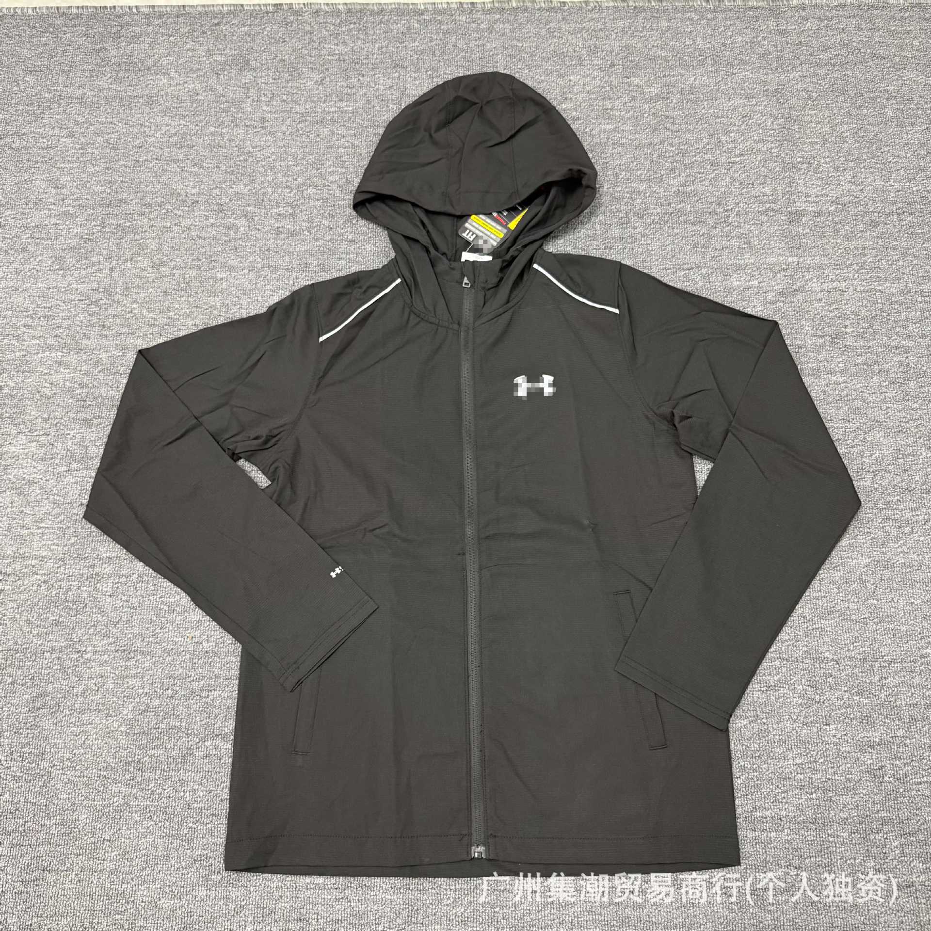 Nuevo traje de asalto deportivo de hielo primavera y otoño chaqueta de secado rápido chaqueta encapuchada a prueba de viento chaqueta de otoño chaqueta de hombre