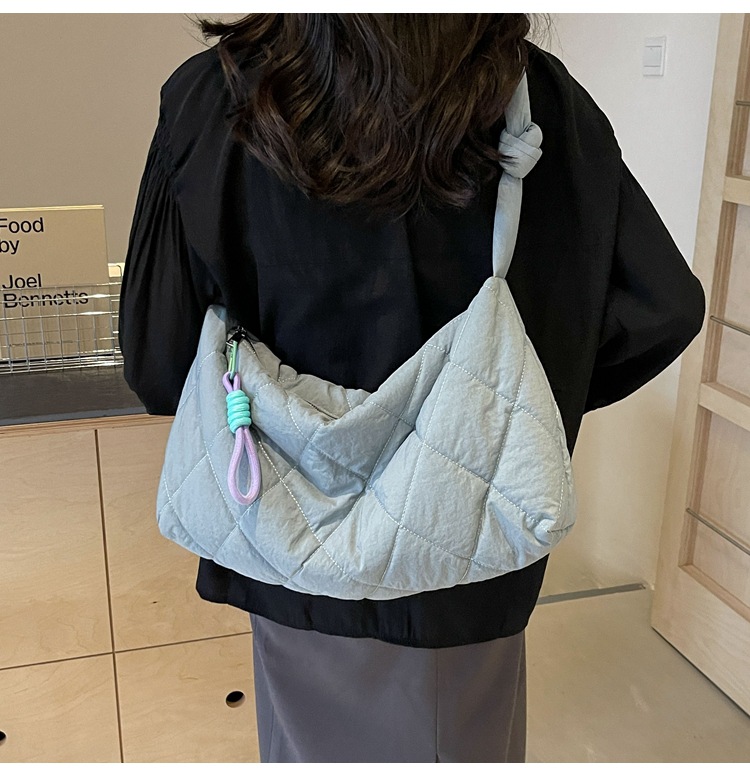 Bag, women's tote large capacity summer crossbody 2024 new versatile cloth bag, diamond grid college student class bag_voghion.com