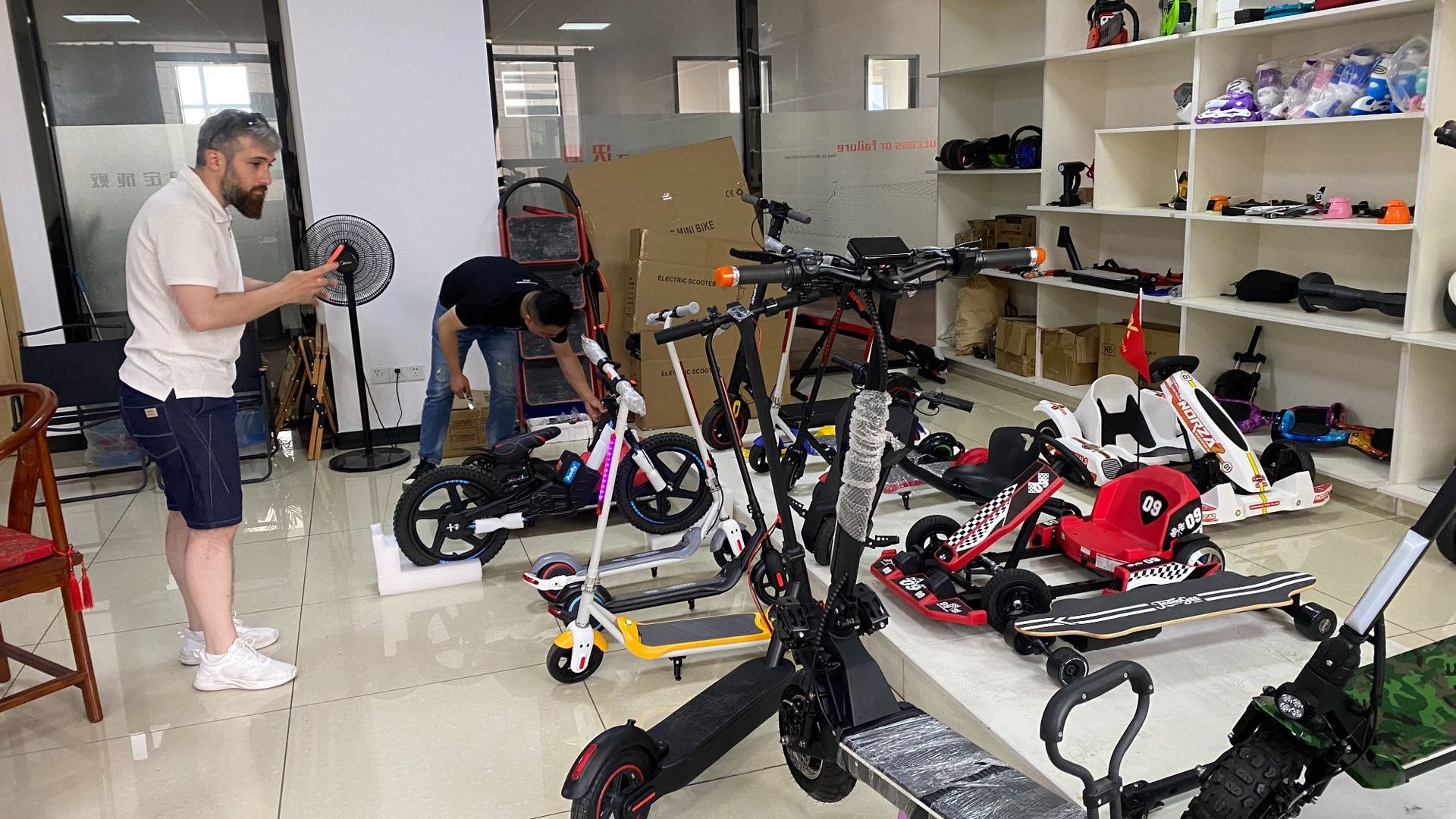E01 child electric scooters 19