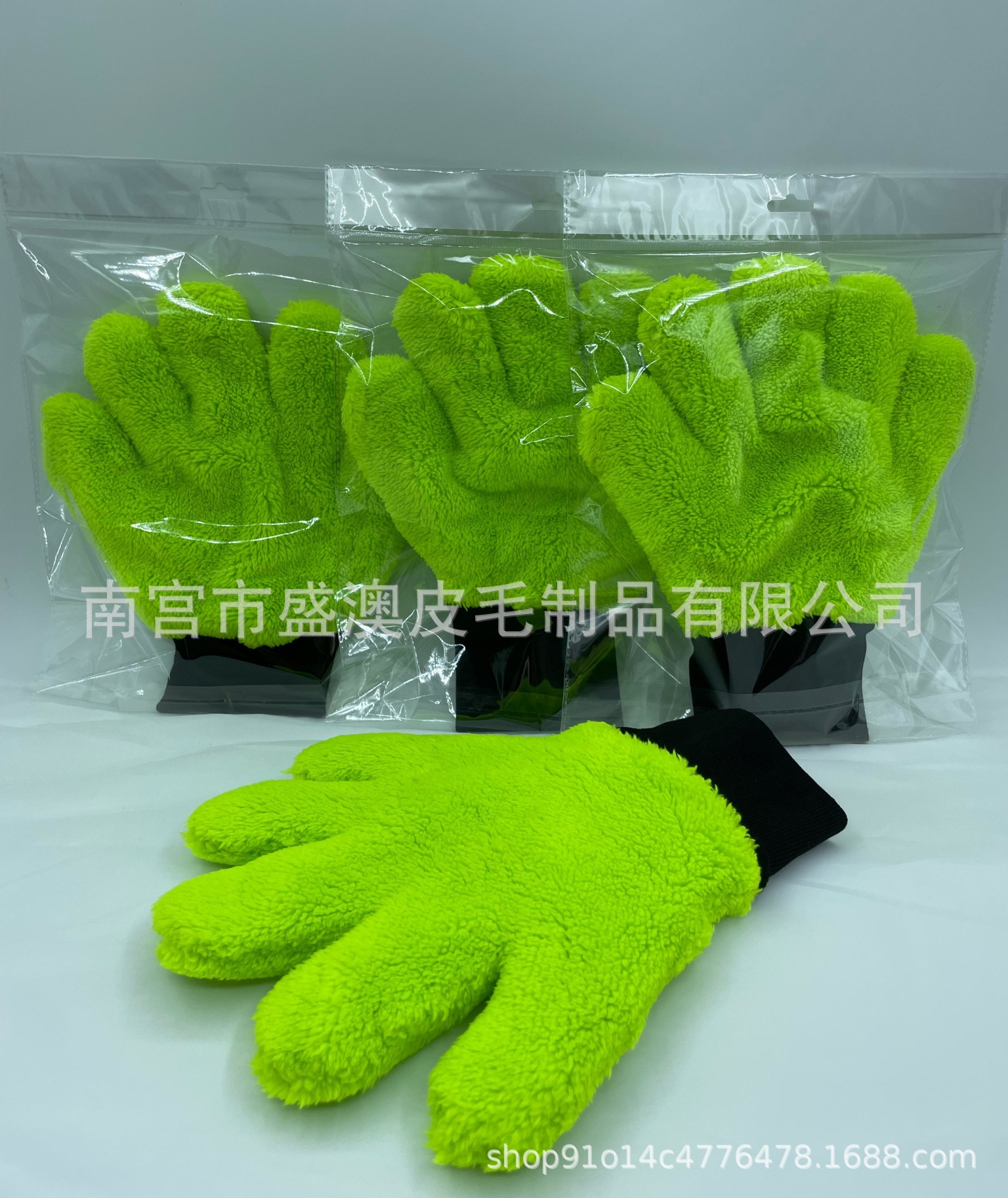 Car Wash Gloves Made of Chenille Coral Fleece, Thickened Bear Paw Double-Sided Cleaning Tool That Won'T Damage the Paint, Double-Sided Gloves